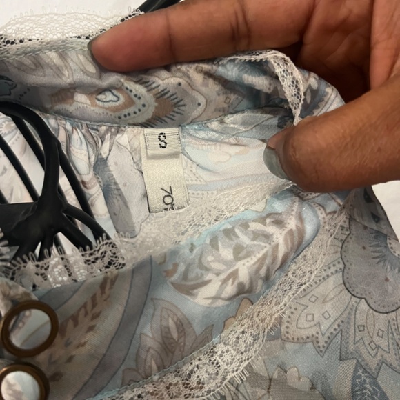 70f/21C Blue Lace Blouse Size Small - Picture 4 of 5
